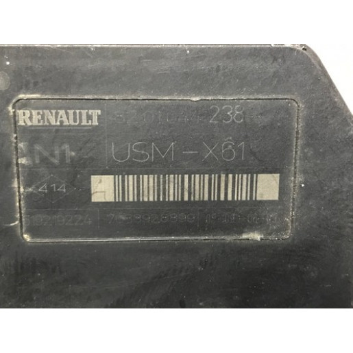 Блок предохранителей Renault Kangoo 1.5DCI 2008-8201044238